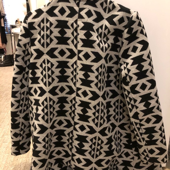 Forever 21 blanket coat - Picture 2 of 4